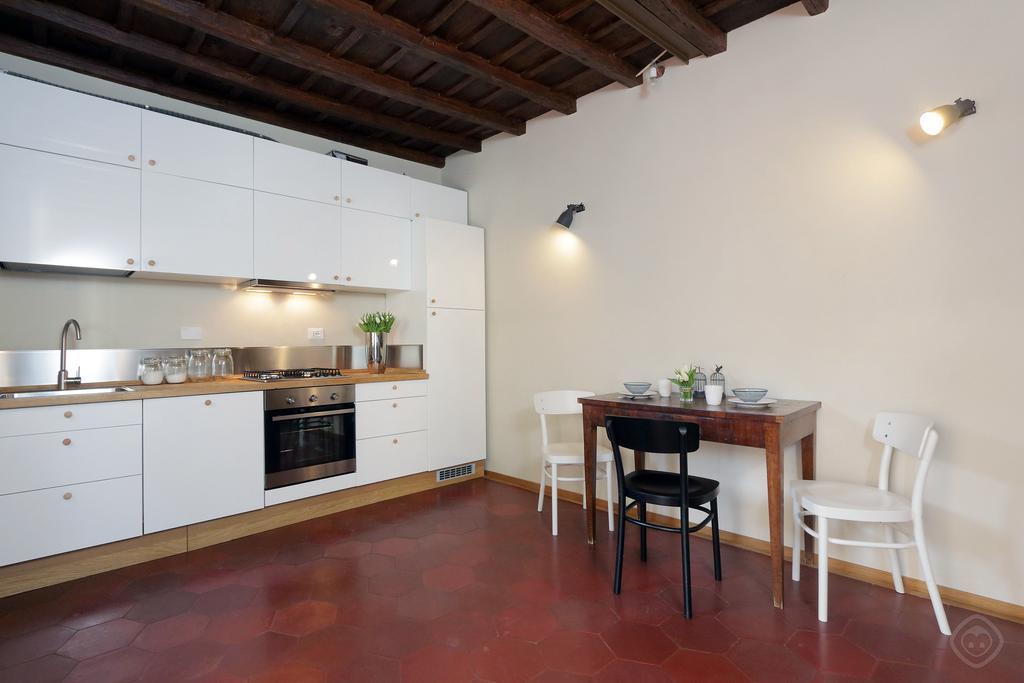Trastevere Design Apartment ローマ エクステリア 写真