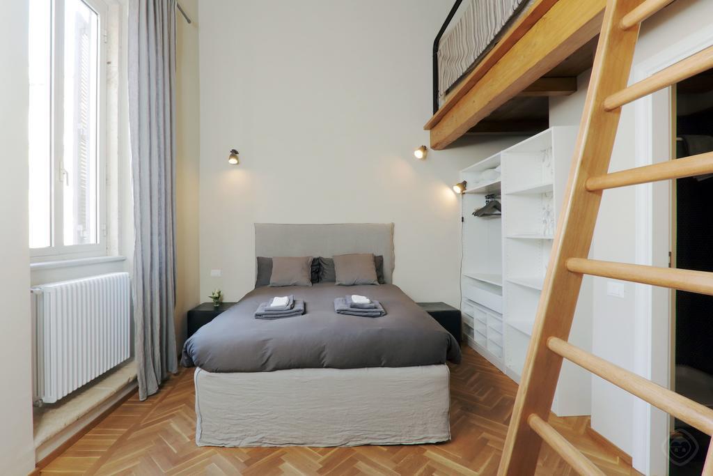 Trastevere Design Apartment ローマ 部屋 写真