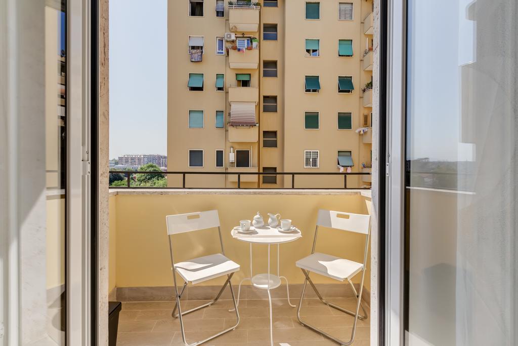 Trastevere Design Apartment ローマ エクステリア 写真